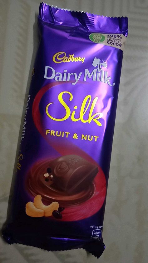 Real Chocolate Pic, Chocolate Real Pic, Save Water Images, Dairy Milk Chocolate Images, Dairy Milk Chocolate Snap, Secret Wallpaper, Weight Leg Workout, Chocolate Bars Gift, Dairy Milk Silk