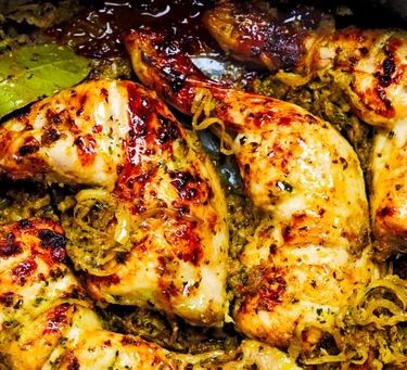 Chicken Yassa Recipe, Chicken With Caramelized Onions, Chicken Yassa, Senegalese Food, Snap Pea, London Restaurant, Pop Up Restaurant, Braised Chicken, Delicious Chicken