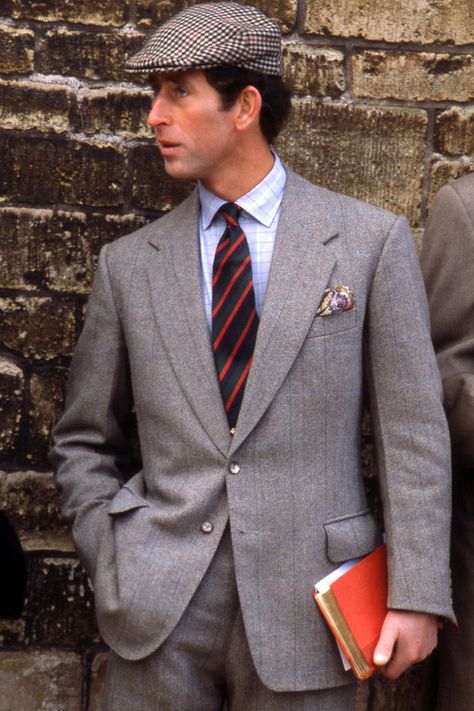 voxsart:  The Tweedsman. Prince Charles, 1976. King Charles And Camilla, King Charles Lll, Prinz Charles, English Gentleman, Istoria Artei, A Man In A Suit, Charles And Camilla, Man In A Suit, Queen Camilla