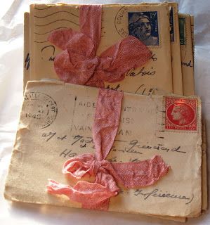 ❧ Lettres et cartes postales ❧ Vintage Letters, Old Letters, Romantic Christmas, You've Got Mail, Pen Pal, Handwritten Letters, Late Winter, Bujo Inspiration, Lost Art