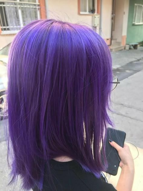 Aesthetic Hair Colour, Bright Purple Hair, Violet Hair Colors, Light Purple Hair, Dark Purple Hair, Dyed Hair Purple, Cute Hair Colors, Hair Colour Ideas, Violet Hair