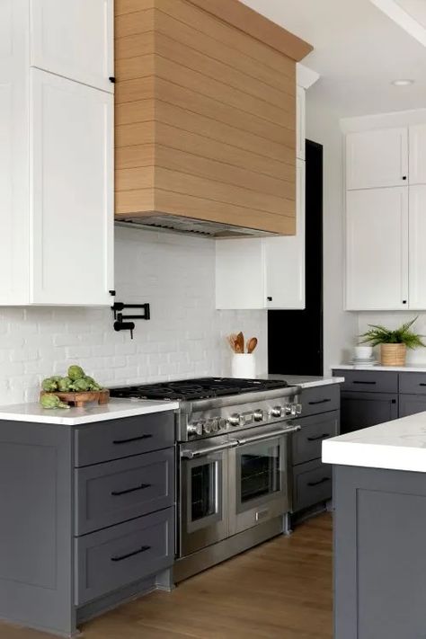 White Brick Backsplash, Bria Hammel Interiors, Bria Hammel, Top Kitchen Trends, Kitchen Cooktop, Kitchen Island Tops, Transitional Kitchen Design, Hood Ideas, Kitchen Hood