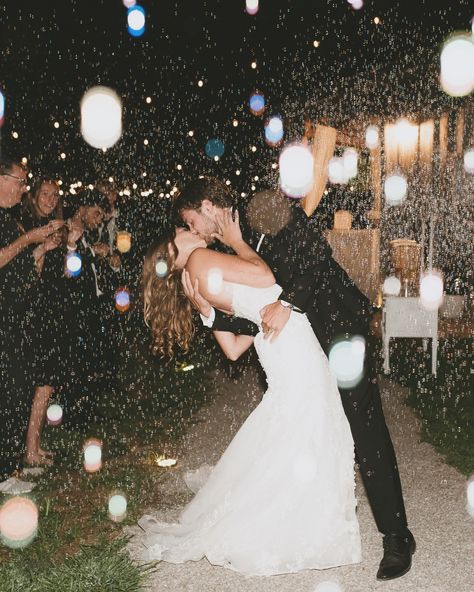 The Millers beautiful evening ending with signing the marriage license, a private dance, and an epic bubble exit🫧 #weddingexit #cincinnatiweddingphotographer #ohioweddingphotographer #kentuckyweddingphotographer #louisvilleweddingphotographer #indianaweddingphotographer #midwestweddingphotographer #documentaryweddingphotographer #cincinnatiweddingphotographer #cincinnatiphotographer #weddingphotography Wedding Dip Kiss, Dip Kiss Wedding, Flash Wedding Photos, Night Wedding Photography, Dip Kiss, Bubble Exit, Kiss Wedding, The Millers, Wedding Exit