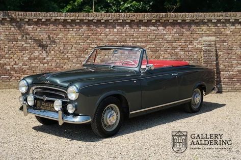 Si vous regardez les chiffres de vente totaux de la Peugeot 403, la part du cabriolet 403 est très minime. Seuls 2,043 403 d'entre eux étaient des XNUMX Cabriolet. Peugeot, The Future