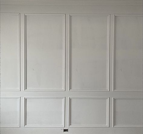 Wall Paneling Behind Bed, Painting Exterior House, Grange Hill, Wall Molding Design, Wainscoting Wall, Exterior House Painting, Millwork Wall, Living Room Panelling, Paneled Walls