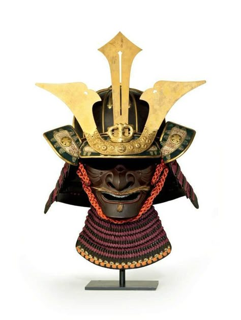 A sujibachi kabuto (ridged helmet), Edo period, 17th century Samurai Armour, Samurai Mask, Japanese Armor, Samurai Helmet, Samurai Artwork, Japanese Mask, Feudal Japan, Japanese Warrior, Battle Armor