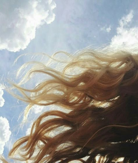 Victoria + Core, Blowing In The Wind, Makeup For Blondes, Sirius Black, Beach Hair, Photo Instagram, Aesthetic Photography, The Wind, Summer Vibes