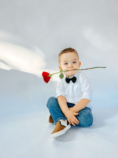 Toddler photo idea Valentine Photo Shoot Toddler Boys, Valentine’s Day Photoshoot Toddler Boy, Valentines Photoshoot Toddler Boy, Kids Valentine Photoshoot Picture Ideas, Toddler Valentine’s Day Photo Shoot, Kids Valentine’s Day Photoshoot, Little Boy Valentines Day Pictures, Toddler Boy Valentines Day Pictures, Boy Valentines Photo Shoot