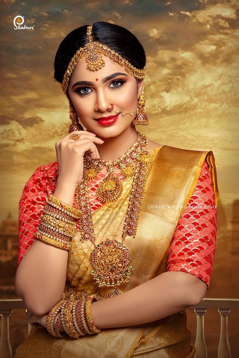 Photo By New Ideas Fashions Jewellery - Jewellery Jewellery Photoshoot Ideas, Jewellery Photoshoot, Indian Bride Poses, Indian Bride Photography Poses, Indian Bride Makeup, Indian Wedding Poses, Bride Photos Poses, Bridal Makeup Images, Bridal Photography Poses