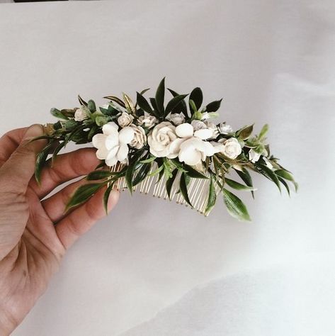 Brides Hair Accessories, Flowers Available In October, Wedding Floral Hair Piece, Wedding Flowers In Hair, Floral Hair Comb, Bridal Flowers In Hair, Floral Hair Clip Wedding, Floral Hair Piece Wedding, Leaf Hair Piece