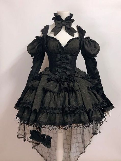 #Goth #fashion #aesthetic #gothcore Haunted Outfit, Moon Outfit Aesthetic, Gothic Aesthetic Clothes, Gothic Dress Outfit, Goth Lolitas, Gothic Outfit Ideas, Gothic Aesthetic Outfit, Gothic Oc, Goth Fashion Aesthetic