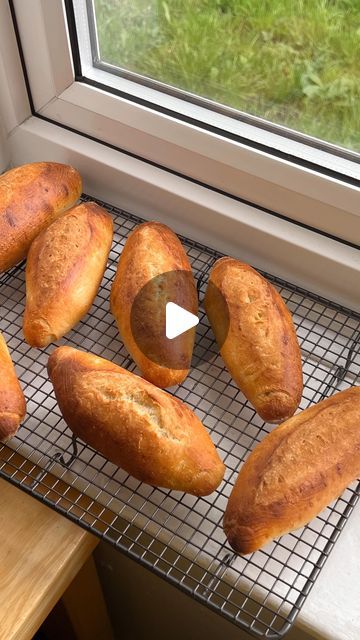 Mini Baguette Sandwiches, Foccacia Bread Recipes Small Batch, Mini Baguette Recipe, Quick Baguette, Fast Baguette Recipe, How To Make Baggett Bread, No Knead Baguette, Easy Baguette Recipe Instant Yeast, Easy Bread Recipe