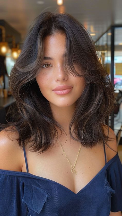 Layered Haircuts For Medium Hair, Haircut Inspo, Oval Face Hairstyles, Haircuts For Wavy Hair, Oval Face Shapes, Shoulder Length Hair Cuts, Hair 2024, Haircuts For Medium Hair, Penteado Cabelo Curto