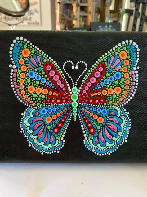 Sequin Art, Painting Mandala, Butterfly Mandala, Butterfly Art Painting, Mandala Dot Painting, Mandala Rock Art, Mandala Canvas, Mandala Art Therapy, Mandala Design Pattern