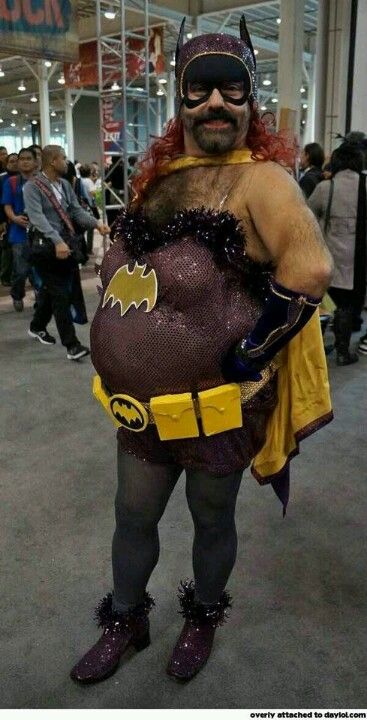 ???? Cosplay Fail, Fail Humor, Catwoman Cosplay, Humor Pictures, Photos Funny, Fashion Fail, Weird Pictures, Pictures Funny, Crazy People