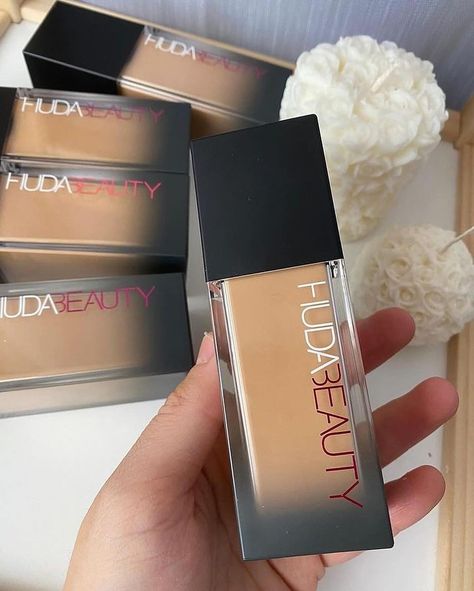 Huda Beauty Faux Filter Foundation 😍 Make sure you follow us😍 Shop Now from Our Website www.theglamourrose.com Link in Bio SHIPPING ALL OVER INDIA 🇮🇳 For Queries & Orders Please Call/DM - 8368096921 OR WhatsApp -8368096921 [ hudabeauty , Foundation , makeup, faceglow , beauty ] Huda Beauty Foundation, Best Foundation Makeup, Huda Beauty Makeup, My Best Self, After Giving Birth, Foundation Makeup, Matte Foundation, Best Foundation, Makeup Stuff