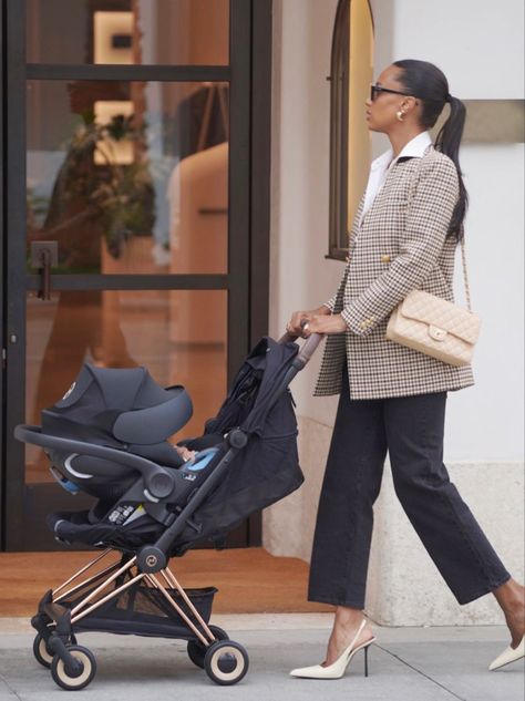 Parisian Maternity Outfits, The Mother Archetype, Luxury Pregnancy, Goals Motivation Quotes, Jasmine Tookes Style, Mother Archetype, Millionaire Affirmations, Aesthetic On A Budget, Rich Mom Aesthetic