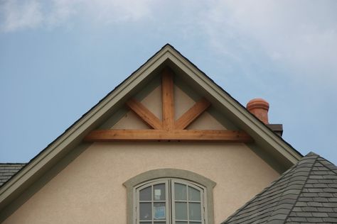 Gables On House Exterior, Cedar Gable, Gable Trim, Ranch House Exterior, Craftsman Exterior, Exterior Makeover, Craftsman Bungalows, Farmhouse Exterior, Exterior Wood