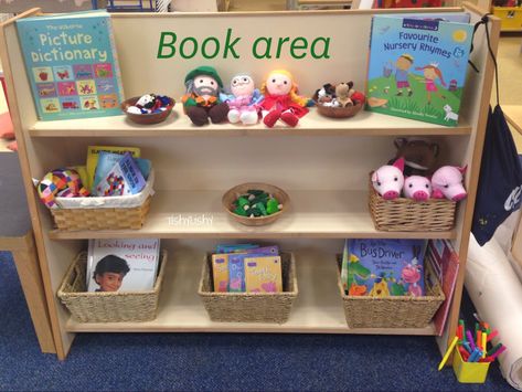 Story Baskets, Reading Corner Classroom, Reception Classroom, Book Area, Reading Areas, Reading Display, Reception Class, Eyfs Classroom, Layout Book