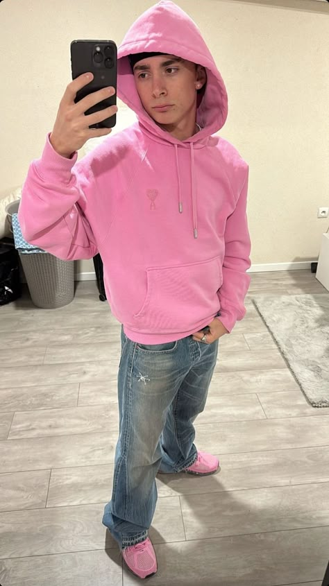 White Forces Outfit, Fall Streetwear Outfits, Pink Sneakers Outfit, Pink Hoodie Outfit, Forces Outfit, White Forces, Hard Fits, Sneakers Outfit Men, Hoodie Outfit Men