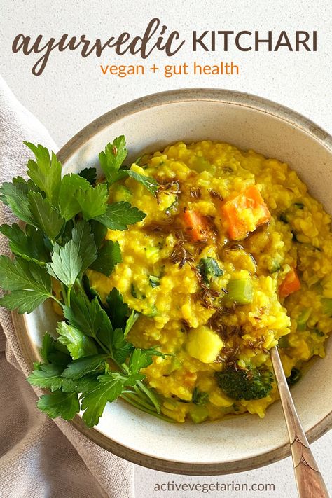 Ayurvedic Kitchari, Kitchari Recipe, Indian Vegetarian Food, Detoxifying Food, 10 Yoga Poses, Ayurveda Recipes, Ayurvedic Diet, Yoga Hands, Healthy Indian Recipes