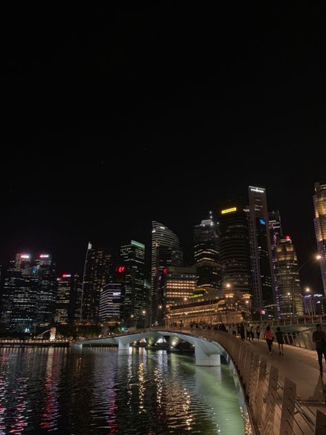 #singapore #travel #bay #asia #vacation #night #skyscraper Singapore At Night Aesthetic, Singapore Night Life, Singapore City Aesthetic, Singapore Night Aesthetic, Singapore City Night, Singapore Aesthetic Photography, Singapore Night View, Apartment Singapore, Aesthetic Singapore