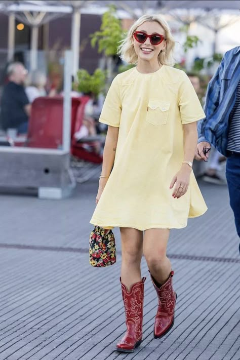 emma chamberlain 
yellow dress aesthetic 
summer dress aesthetic Red Cowboy Boots Outfit, Summer Street Styles, Red Cowgirl Boots, Western Boots Outfit, Cowboy Boot Outfits, Copenhagen Fashion Week Street Style, Cowgirl Boots Outfit, Urban Cowgirl, Ganni Dress