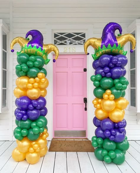 Martigraw Party Ideas, Mardi Gras Balloon Decorations, Mardi Gras Wedding Reception, Mardi Gras Balloon Garland, Mardi Gras Balloon Arch, Mardi Gras Birthday Party For Kids, Mardi Gras Balloons, Mardi Gras Sweet 16 Party, Mardi Gras Gala