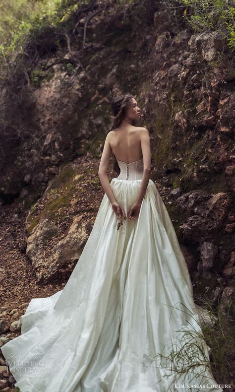 Wedding Dresses With Corset, Kim Kassas Wedding, Kim Kassas Wedding Dresses, Corset Wedding Dress Vintage, Kim Kassas Couture, Corset Wedding Gown, Kim Kassas, 2022 Wedding Dresses, Wedding Dress Corset