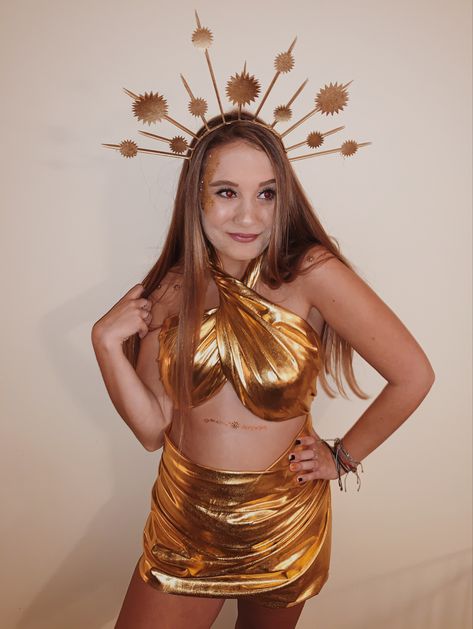 Sun Halloween Costume Sun Halloween Costume, Sun Goddess Costume, Sun Costume, 2023 Halloween, Goddess Costume, 2024 Halloween, Halloween 2024, Halloween Women, Halloween Costumes Women