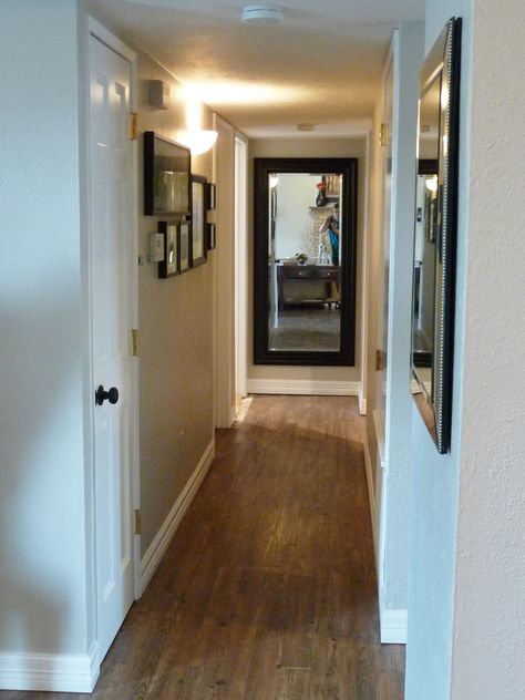 Spiritual Living and Feng Shui: The Use Of Mirrors and Placement Feng Shui Hallway, End Of Hallway Ideas, End Of Hallway Decor, Feng Shui Apartment, End Of Hallway, Feng Shui Mirrors, Heritage Decor, Feng Shui Bathroom, Room Feng Shui