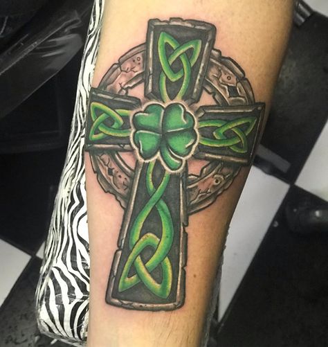 Celtic Cross and Shamrock Tattoo | Tattoo Ideas and Inspiration Celtic Cross Forearm Tattoo, Irish Cross Tattoo, Irish Shamrock Tattoo, Celtic Cross Tattoo For Men, Cross Shoulder Tattoos, Celtic Cross Tattoo, Witchy Tattoo Ideas, Celestial Tattoos, Celtic Tattoos For Men