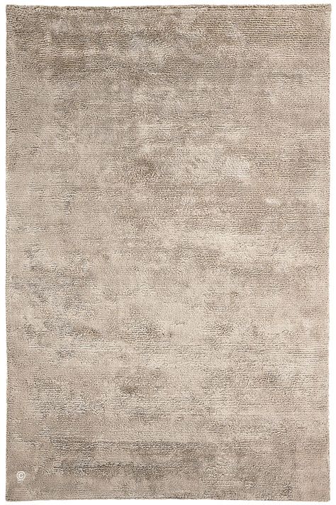 Grey Carpet Bedroom, Beige Rugs, Carpet Texture, Sand Textures, Carpet Trends, Buying Carpet, Plain Rugs, Blue Carpet, Beige Carpet