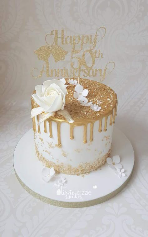 White And Gold Birthday Cake, Golden Birthday Cake Ideas, White And Gold Birthday, 50th Birthday Cake For Women, Golden Anniversary Cake, Golden Wedding Cake, Golden Wedding Anniversary Cake, Golden Birthday Cakes, 50th Wedding Anniversary Cakes