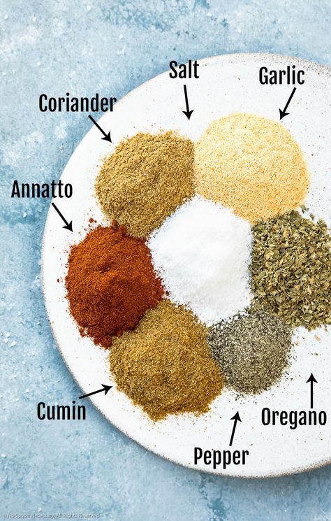 Homemade Sazon, Sazon Recipe, Sazon Seasoning, Spice Blends Recipes, Spice Mix Recipes, Seasoning And Spice, Homemade Spice Blends, Diy Spices, Homemade Spices