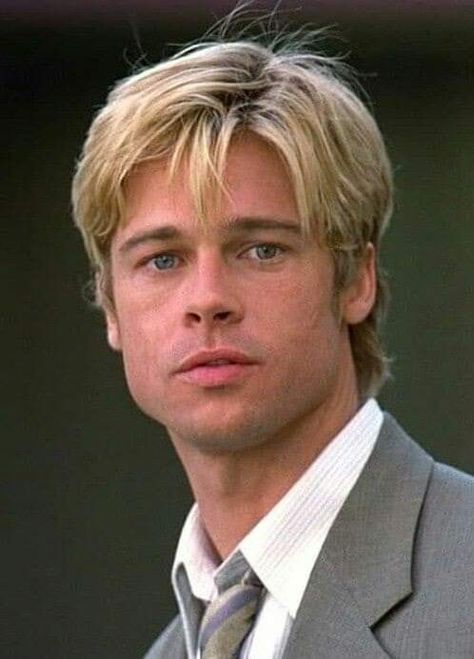 Young Brad Pitt, Brad Pitt Haircut, Brad Pitt Hair, Meet Joe Black, Bradley Pitt, Joe Black, 90s Men, Tyler Durden, Smosh