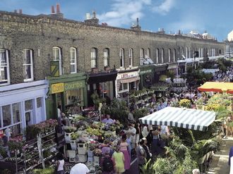 Columbia Road Flower Market London Markets, Hidden London, Columbia Road Flower Market, London Market, London Bucket List, Columbia Road, 100 Things To Do, London Summer, London Baby