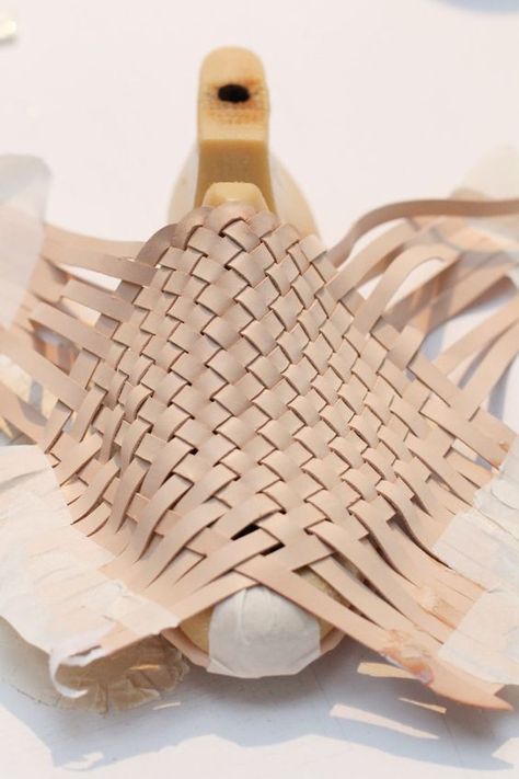 Basket Weave Mules | Shoemaking | Megan Nielsen Patterns Blog Handmade Shoes Pattern, Homemade Shoes, Making Baskets, Woven Mules, Making Shoes, Shoe Making, Woven Shoes, Handmade Sandals, Shoe Pattern