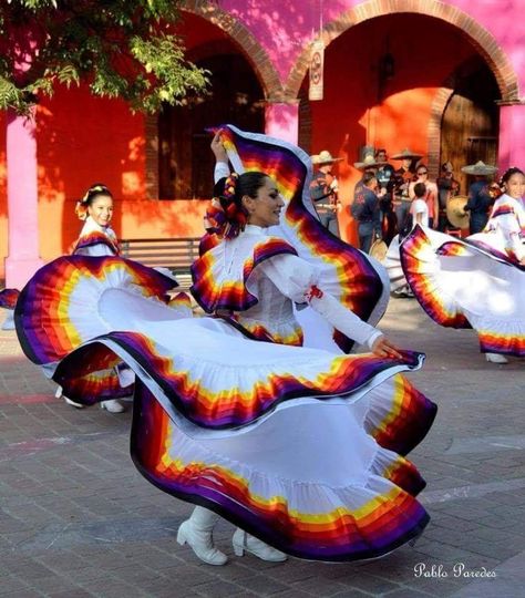 Red Jalisco Folklorico Dress, Folklorico Dresses Jalisco, Flocorico Dresses, Jalisco Dress Folklorico, Jalisco Folklorico Dresses, Folklorico Skirt, Folklorico Dress, Mexican Dresses Traditional, Mexican Traditional Clothing