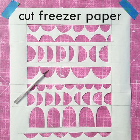 Screen Printing Designs Textiles, Screen Printing Designs Stencil, Stencil Printing On Fabric, Silk Screen Printing Diy, Screen Printing Inspiration, Screen Printing Clothes, Printmaking Projects, Freezer Paper Stenciling, Cuadros Diy