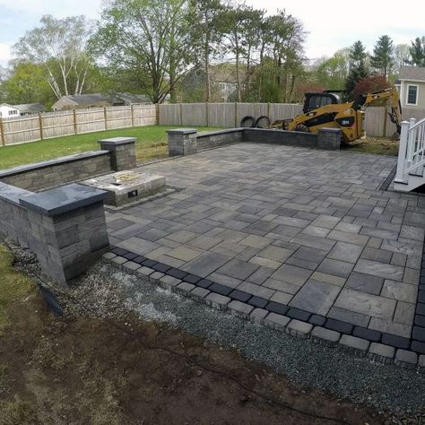 Pavers Ideas, Backyard Pavers, Outdoor Patio Pavers, Paver Patio Ideas, Pavers Design, Paver Designs, Pavers Backyard, Patio Pavers Design, Concrete Patios