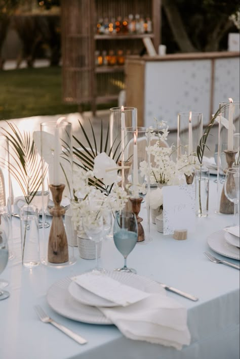 Wedding White And Blue, Modern Farm Wedding, Blue Wedding Details, Destination Wedding Checklist, White And Blue Wedding, Wedding Table Setup, Tropical Wedding Inspiration, Los Cabos Wedding, Fiji Wedding