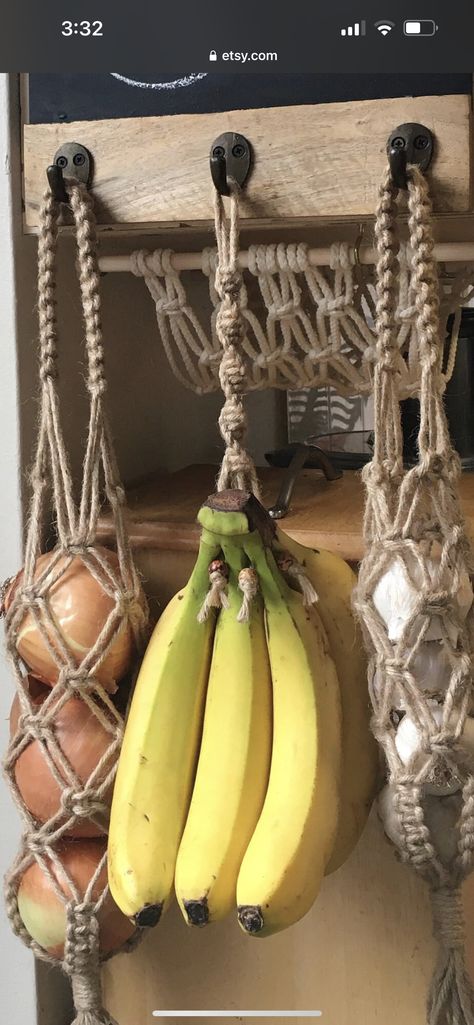 Banana Hanger, Banana Holder, Hanging Fruit Baskets, Banana Fruit, Fruit Storage, Macrame Boho, Macrame Projects, Hanging Bag, Hanging Storage