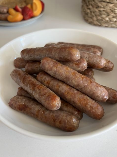 How to Cook Sausage Links in the Oven: An Easy Guide - Humble Oven Baking Sausage Links In Oven, Breakfast Sausage In Oven, Cook Sausage In Oven, Saturday Breakfast, Breakfast Sausage Links, Cook Breakfast, Frozen Breakfast, Sausage Links, Hot Italian Sausage