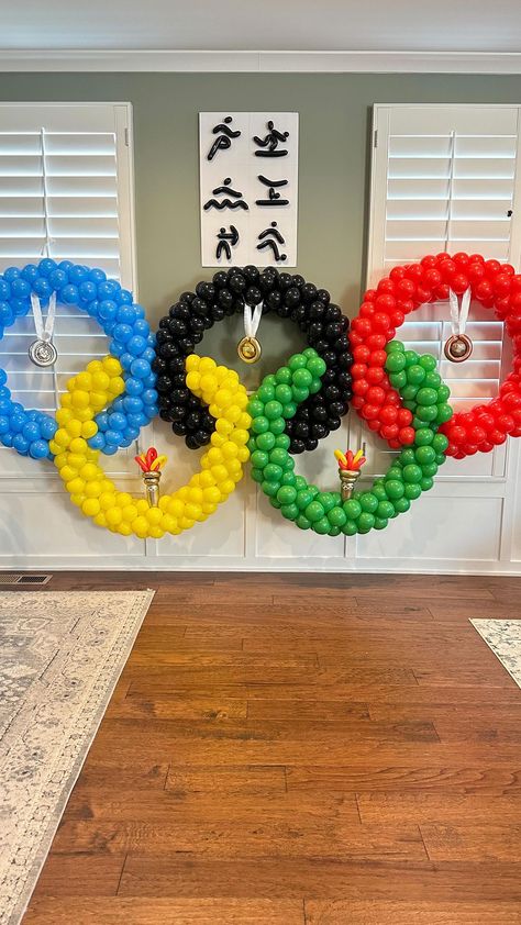 Victoria Dzierza | 🥇 OLYMPIC BALLOONS 🥇 To put it lightly in my family we are Olympic enthusiasts and very excited for the upcoming Olympics in Paris.… | Instagram Olympic Balloon Decorations, 2024 Olympics Decorations, Olympic Balloon Arch, Olympic Birthday Party For Kids, Olympic Opening Ceremony Party Ideas, Olympic Photo Backdrop, Olympic Theme Party Decorations, Winter Olympics Party, Olympic Theme Office Party