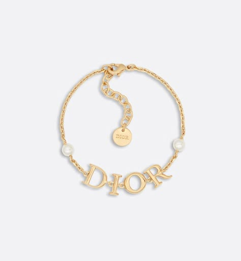 Jewelry Closet, Dream Wishlist, Preppy Jewelry, Expensive Jewelry Luxury, Bold Earrings, Maria Grazia Chiuri, Maria Grazia, Dior Jewelry, Classy Jewelry