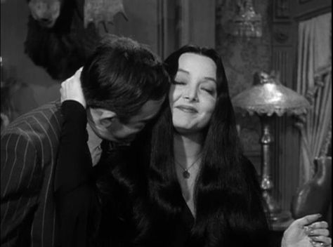 <3 Gomez And Morticia Addams, The Addams Family 1964, Morticia And Gomez, Morticia And Gomez Addams, Beto Carrero World, Charles Addams, Gomez And Morticia, Gomez Addams, Carolyn Jones