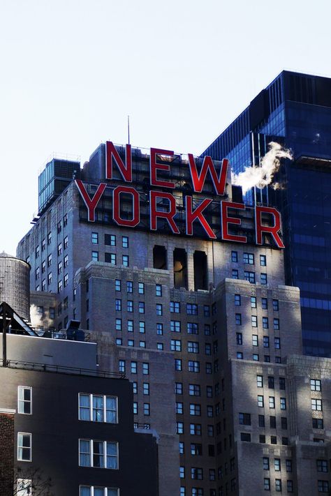 New Yorker Hotel, Party Branding, Nyc Architecture, New York Party, Sky Scrapers, Chelsea New York, Places I Wanna Visit, New York Manhattan, Blue Building