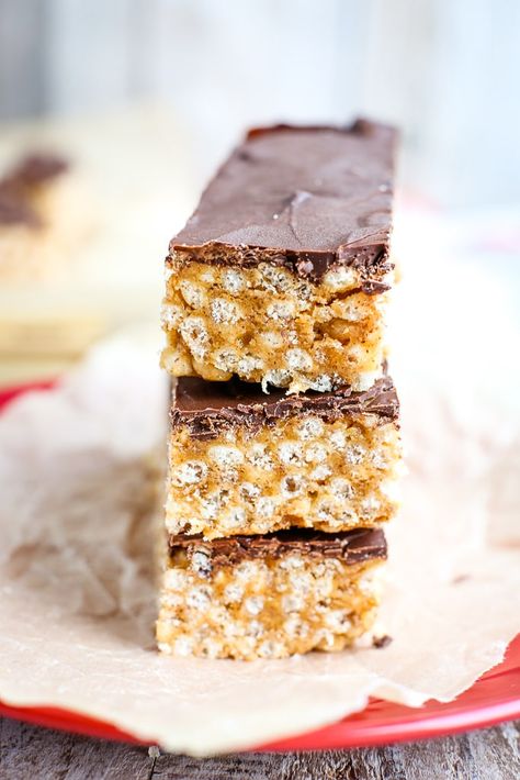 Protein Bar Recipe Homemade Z Bar Recipe, Crispy Protein Bar, Clean Protein Bar, Crunchy Protein Bars, Diy Perfect Protein Bars, Perfect Bar Recipe, Homemade Protein Bars Healthy, Built Bars Protein, Bars Recipes Healthy