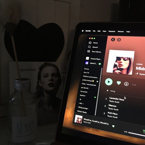 taylor swift 💫💫 Spotify Laptop, Taylor Swift Spotify, Second Love, Taylor Swift, Swift, Laptop, Songs, Quick Saves